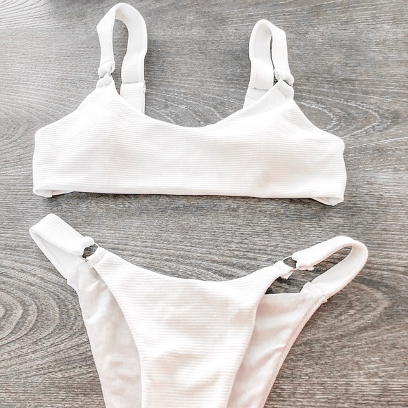 White Ribbed Bikini - Picture 5 of 5